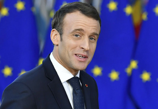 Макрон буди Европу